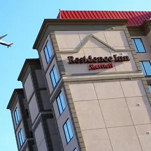 Hotel By Marriott Airport